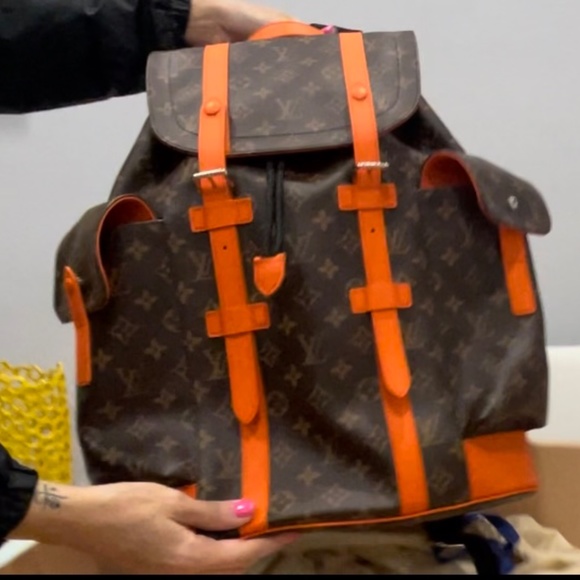 LOUIS VUITTON (Orange)Christopher Backpack MM-M46814 - Picture 14 of 16